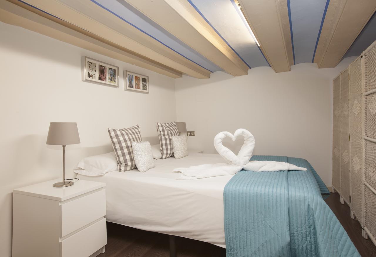 Rent Top Apartments Near Plaza De Catalunya Barcelona Exterior foto