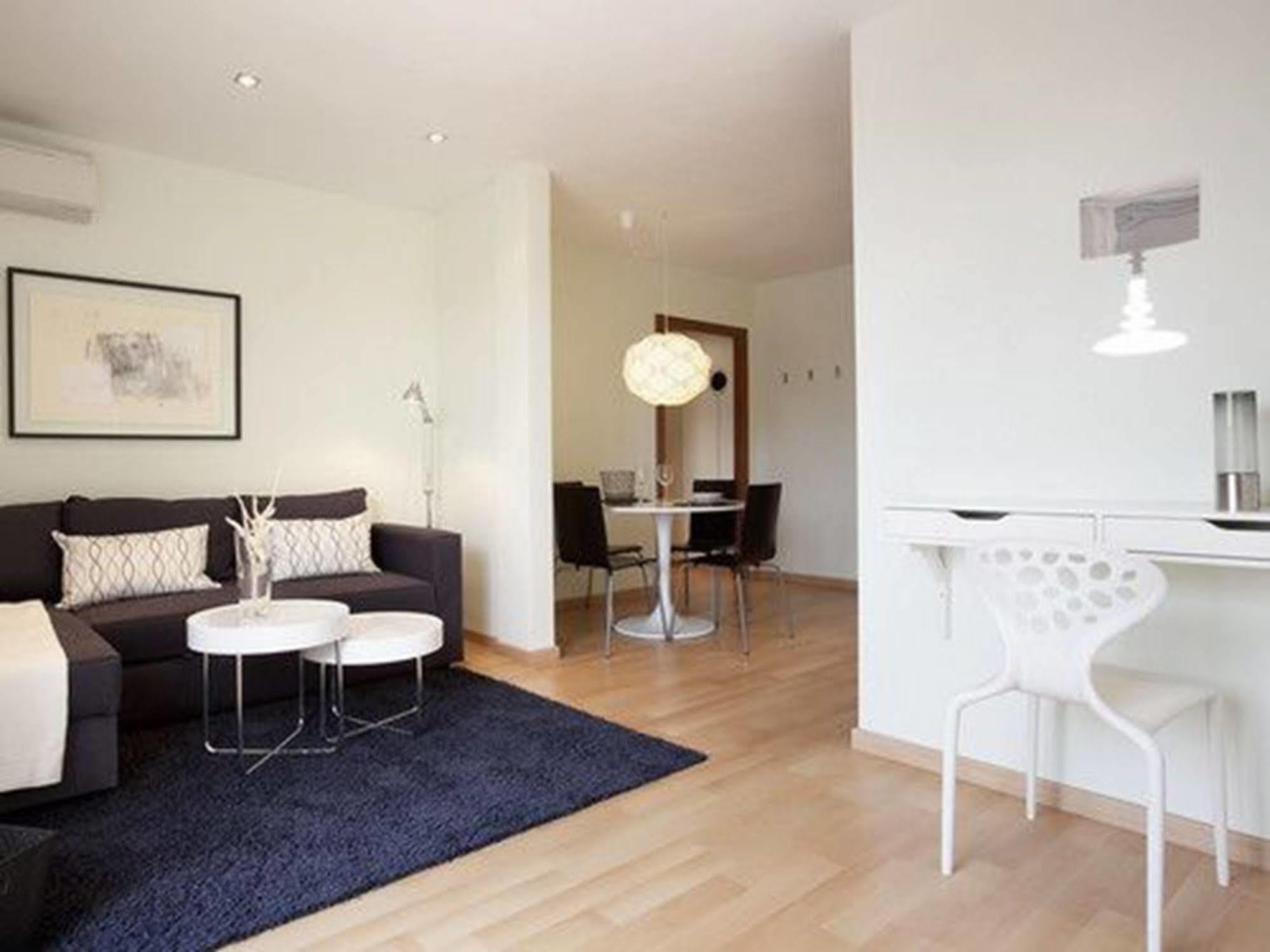 Rent Top Apartments Near Plaza De Catalunya Barcelona Exterior foto