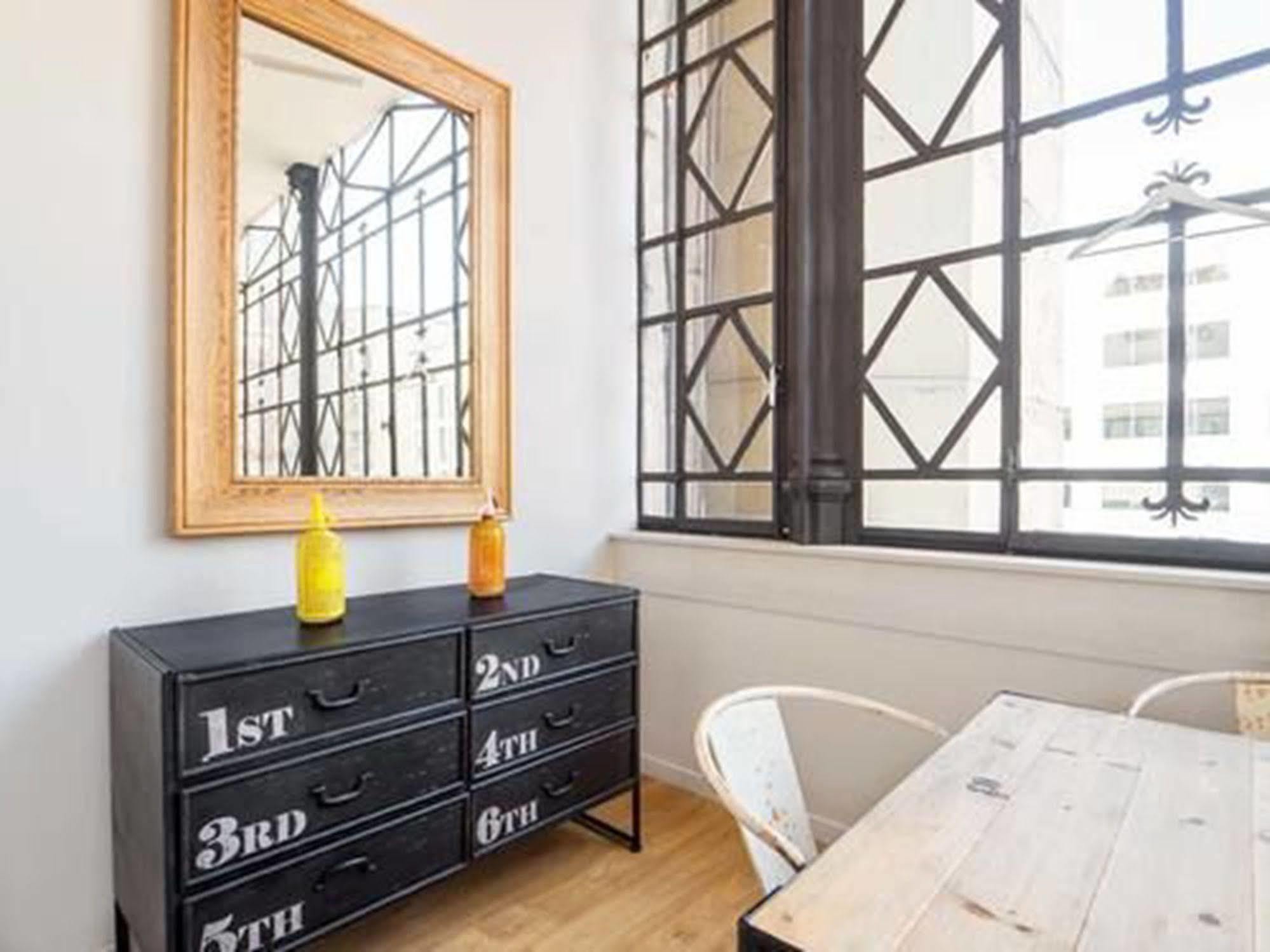 Rent Top Apartments Near Plaza De Catalunya Barcelona Exterior foto